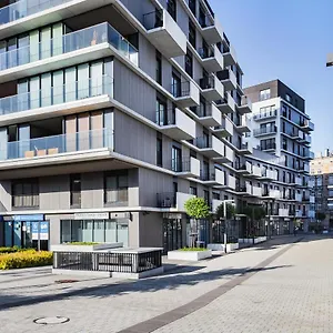 https://odra-view-apartments.hotelswroclaw.com