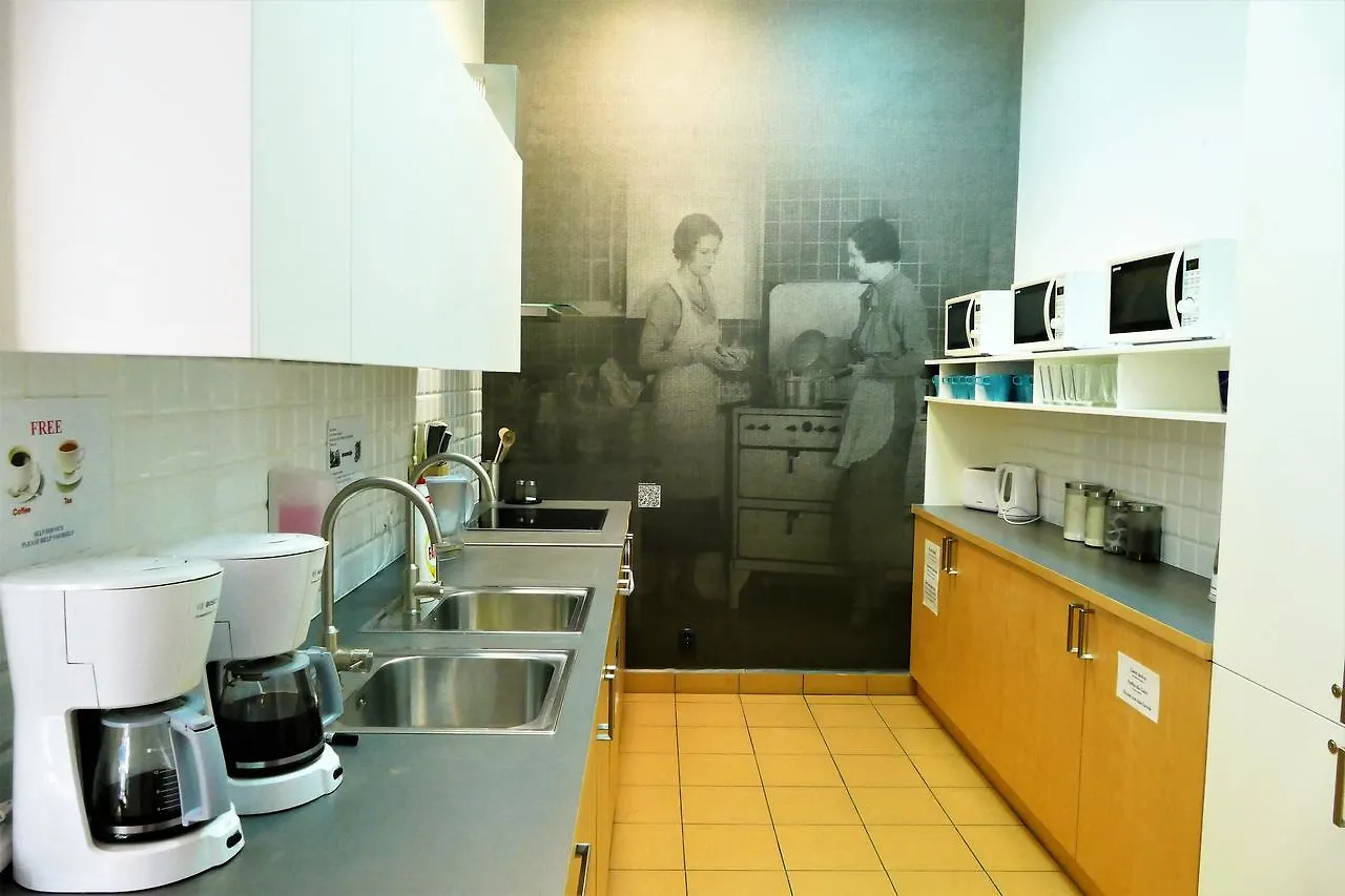 Warsaw Hostel Centrum 0*,